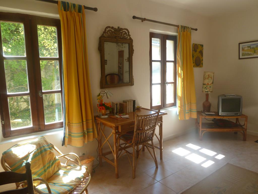 Bed and Breakfast Le Val Leron Valaurie Zewnętrze zdjęcie