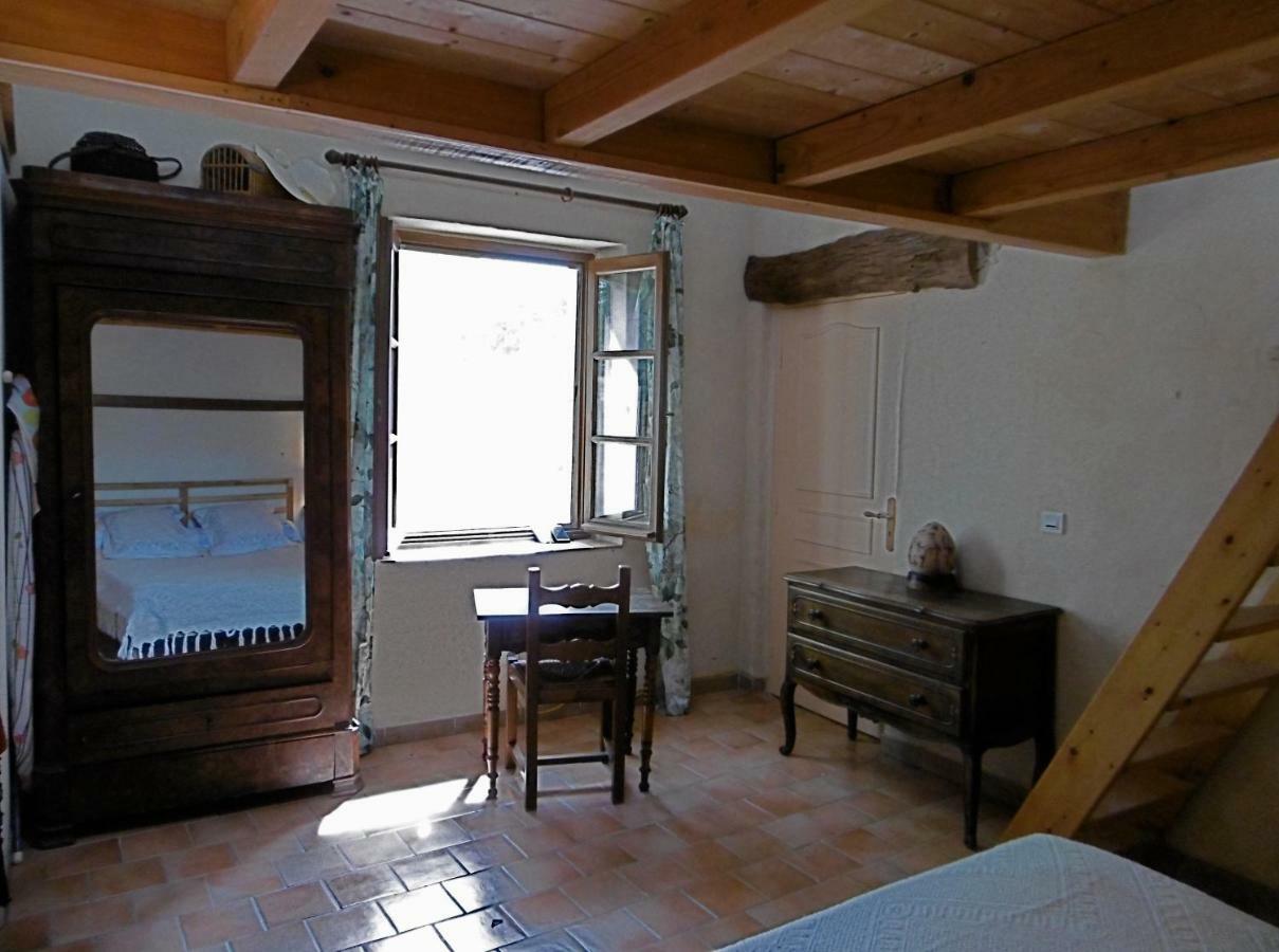Bed and Breakfast Le Val Leron Valaurie Zewnętrze zdjęcie